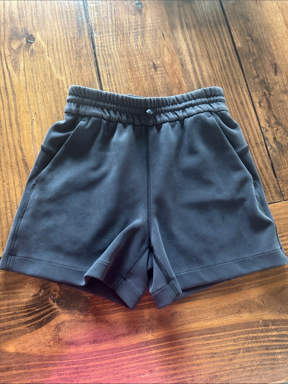 Lululemon softstreme high rise 4” black